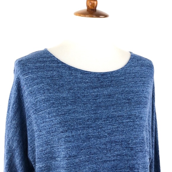 Max N Chester Blue Ruffle Hem Peplum Style Top, Size 6 - Picture 2 of 7